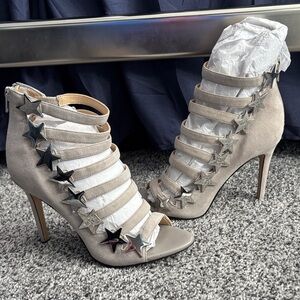 GUC Katy Perry The Stella Star Studded Suede Strappy  Heels Size 6